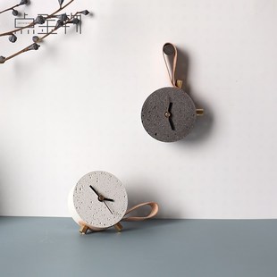 极速北欧ins创意桌面座钟卧室装饰钟表手工N迷你月球挂钟水泥台式