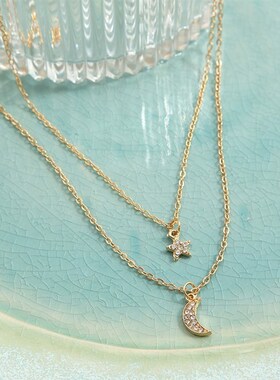 新品Moon Pendant Nnecklace retro multilayer clavicle chain