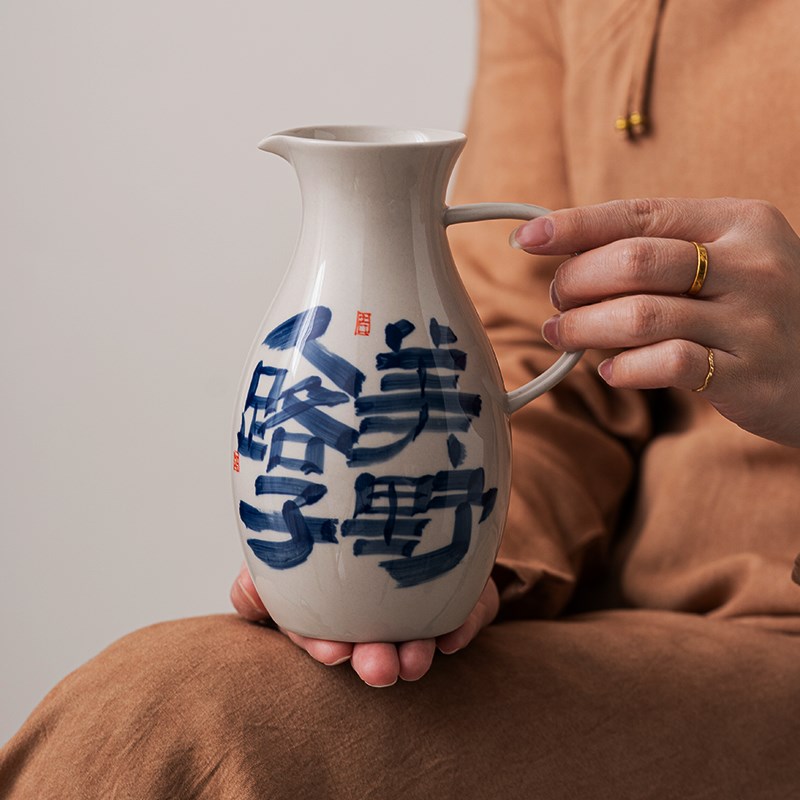 草木灰花瓶装f饰执事瓶新中式家居搭配大号陶瓷瓶冷水瓶多用手绘