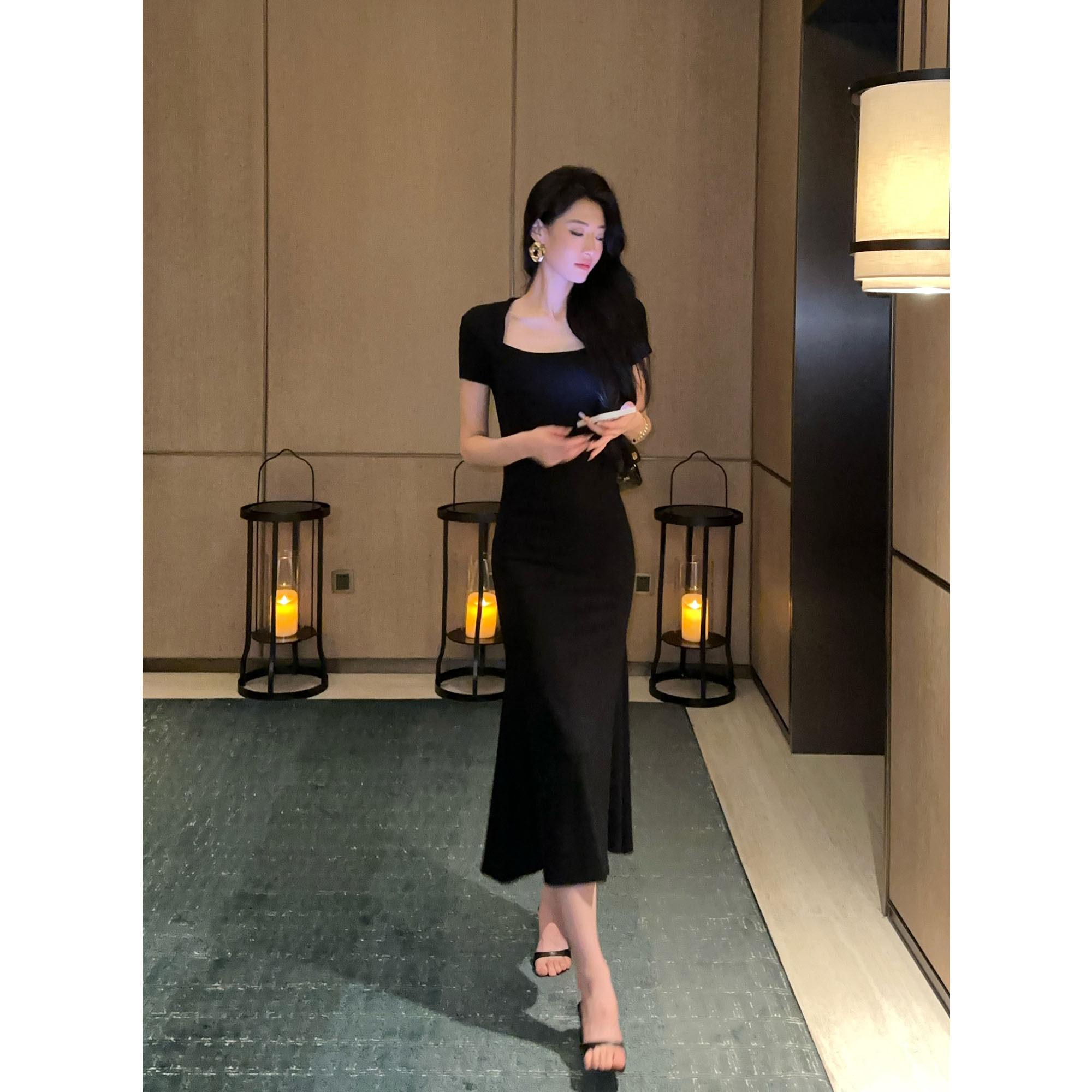 夏季休闲设计感赫本风鱼尾裙