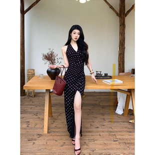 JIJINQI春夏新款 露肩显瘦女裙子 挂脖连衣裙收腰开叉波点长裙无袖