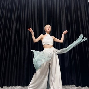 白色吊带挂脖无袖 纯欲甜辣妹性感上衣裹胸美 背心女夏季 20z23新款