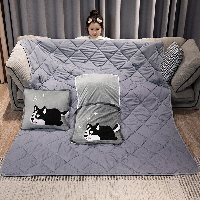 极速吐司汽车f折叠抱枕被子两用靠背枕头办公室午睡毯子二合一车