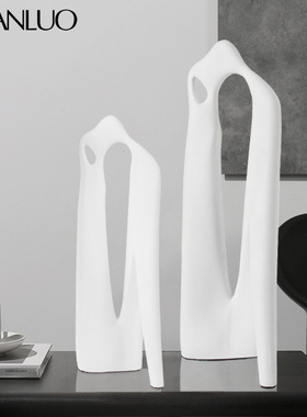 现代简约抽象黑色白色树脂摆件座样板房间软装饰品售楼处客厅摆件