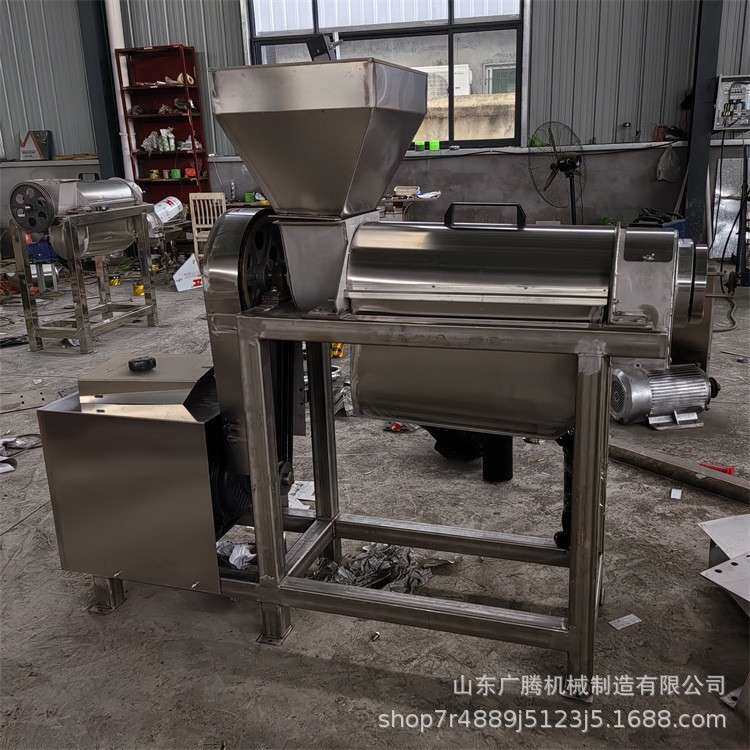 不锈钢大型榨汁机 金桔柚子橙子大产量果汁机 1.5T生姜压榨汁机