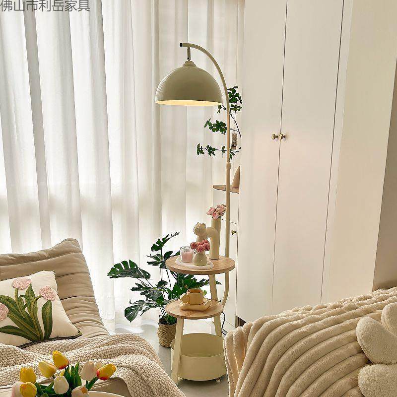 风边几客厅沙发角中古落地灯卧室床头台灯柜无线充电奶油立式一体