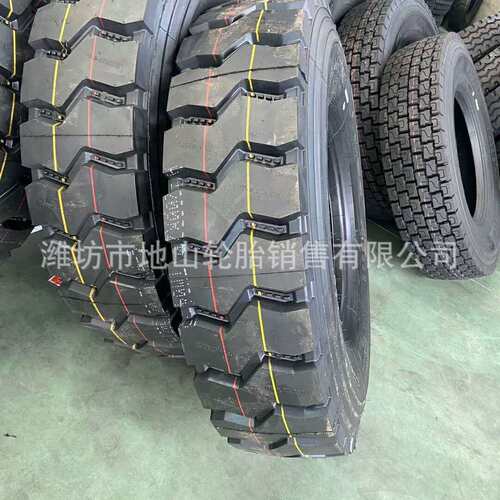 全钢丝载重轮翻斗车 渣土车 1200R20 PR20层级加强型大块花纹