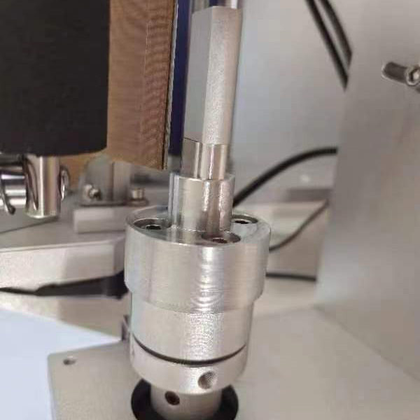 极速半自动多功能翻转车标贴机圆瓶扁瓶小型车标贴机半自.动 贴