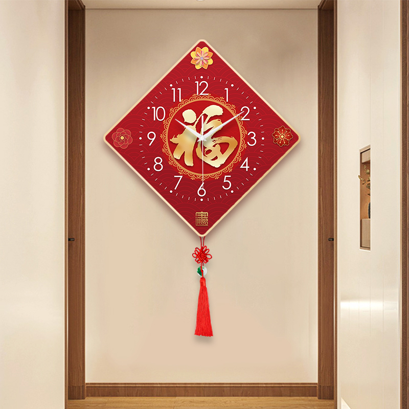客厅装饰画中国结挂钟