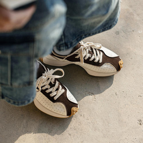 MRA软皮阿甘鞋男款春夏透气打孔复古拼色厚底板鞋轻便运动休闲鞋