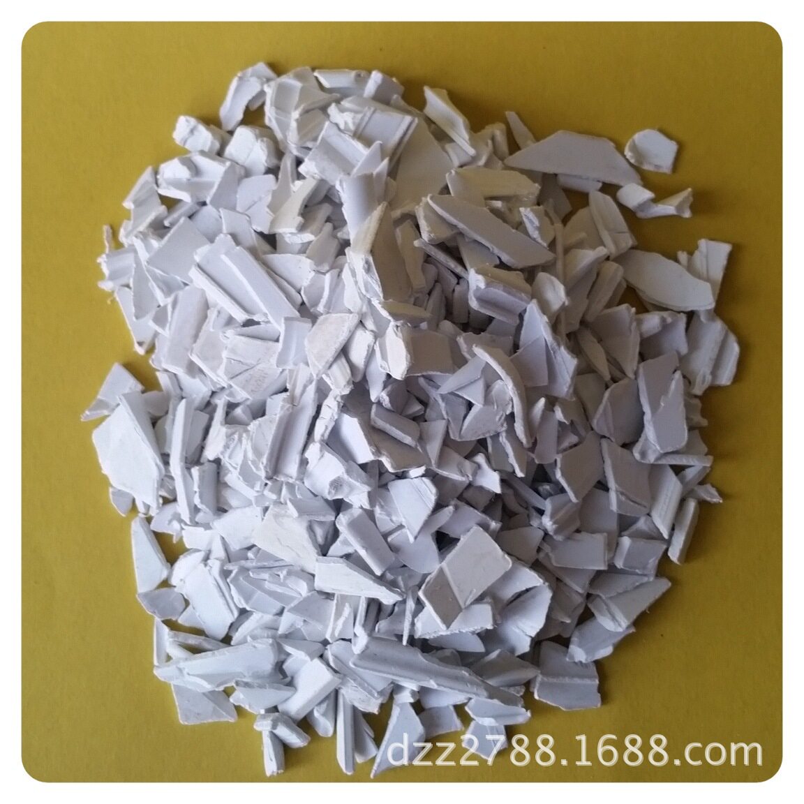 色泽稳定硬PVC塑钢破碎料原料
