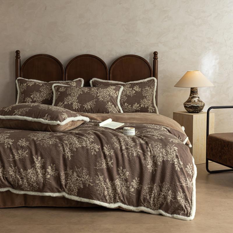 2025新款高级复古色棉麻高克重牛奶床单加厚印花四季款四件套雕花