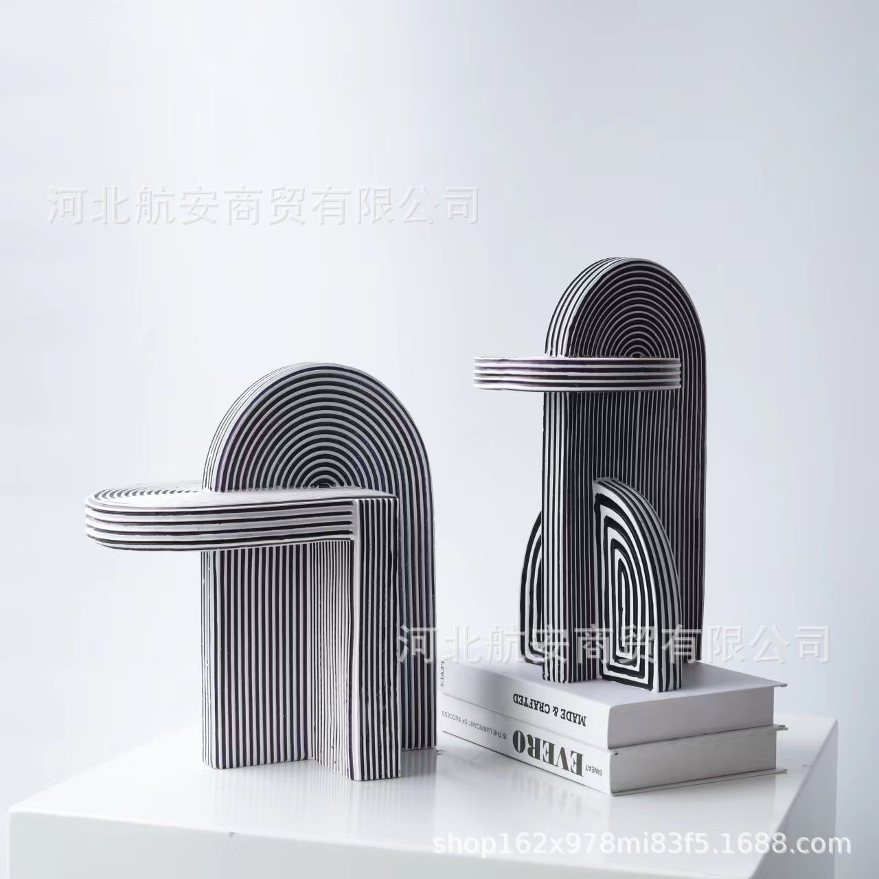 现代简约创意树脂工艺品树脂建筑几何摆件样板房售楼处桌面摆设