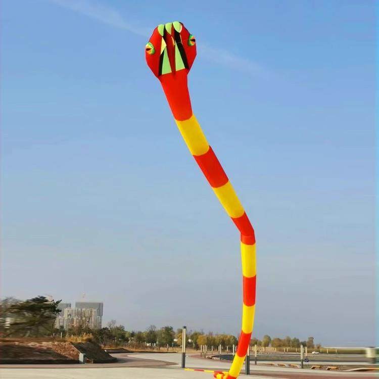 新款大型软体风筝55米大蛇风筝立体筒子蛇风筝