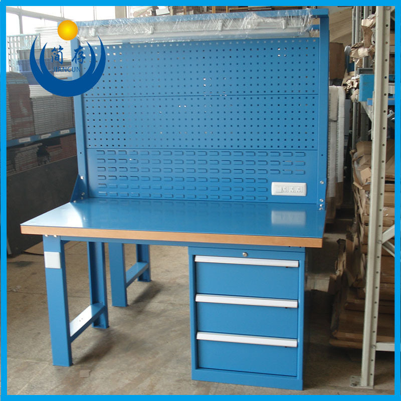 重型铁板工作台钳工磨具装配