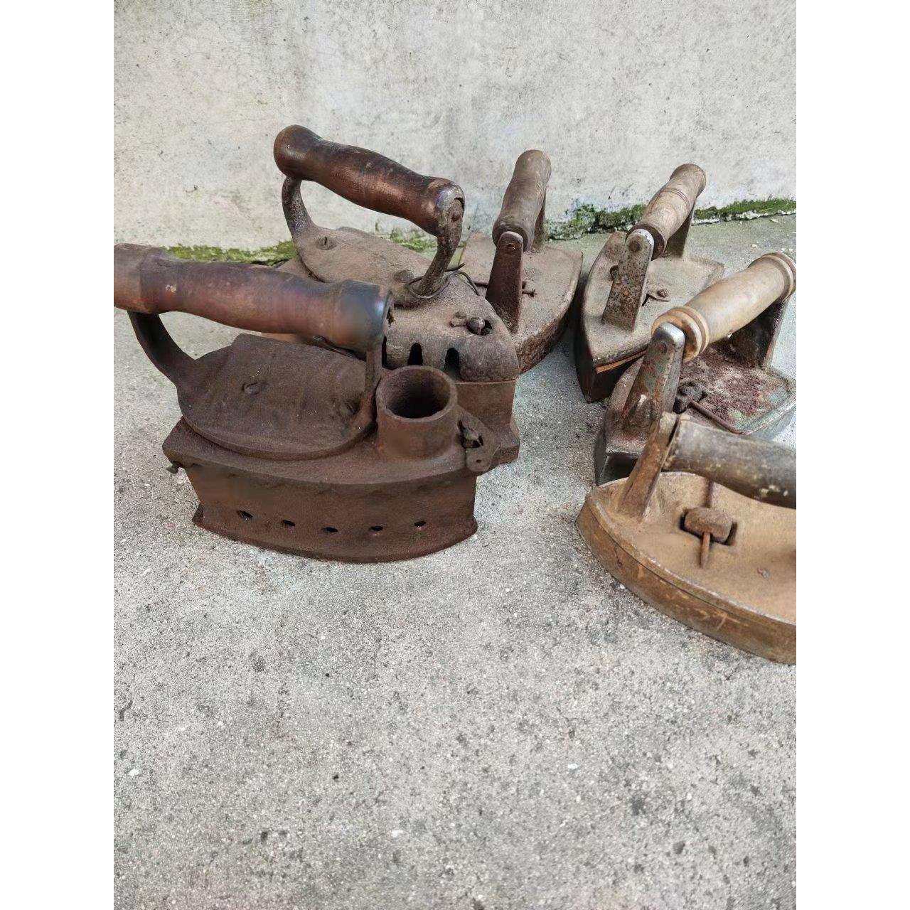 怀旧老物件旧老铁熨斗杂项旧货熨斗熨斗老烧炭民国民俗古董收藏品