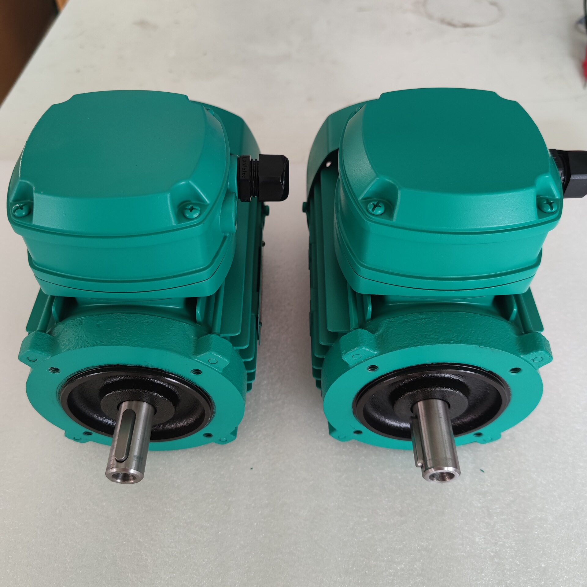 威乐HELIX FIRST V405-5/25/E/S/380-50不锈钢增压泵维修配件电机