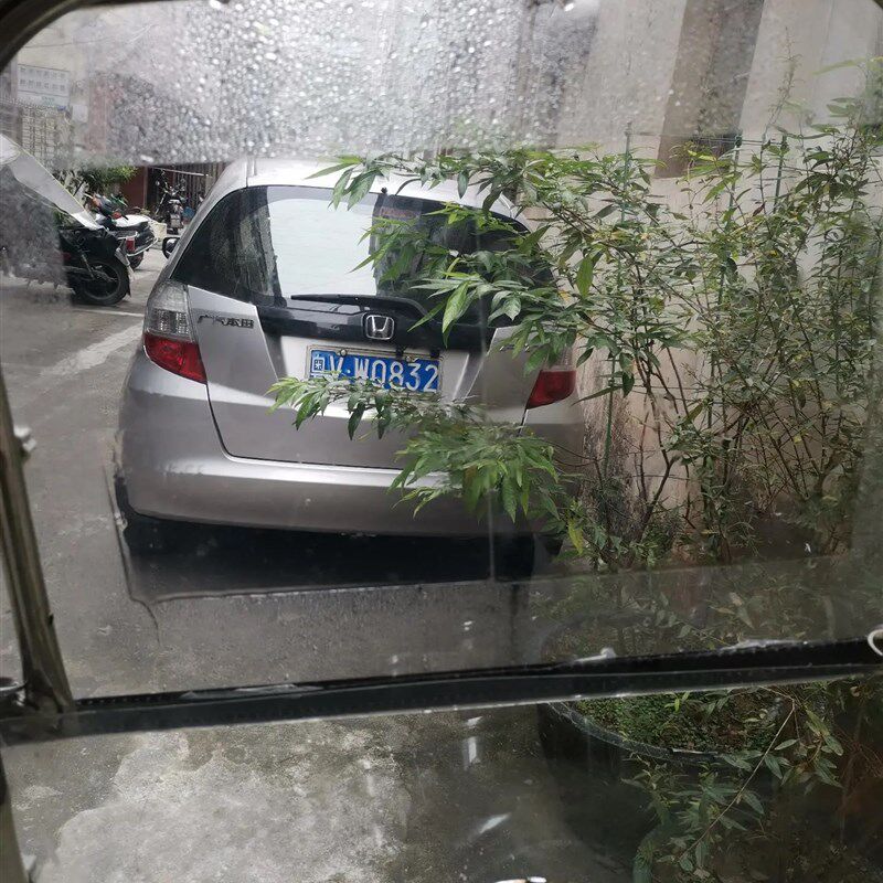 热销摩托车电动车挡风玻璃板防雨贴防雾膜防眩目S电瓶助力车防雨