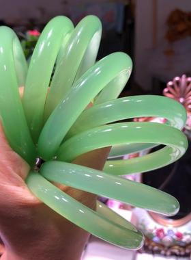 极速手镯玉髓女款条圆玛瑙冰种绿B天然镯子镯果绿色色青直播巴西