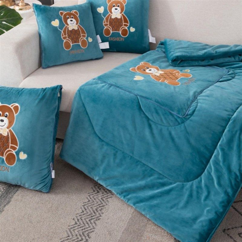 A类8斤婴儿绒抱枕被子两用加厚加大车载枕头办公午午休二合一靠垫