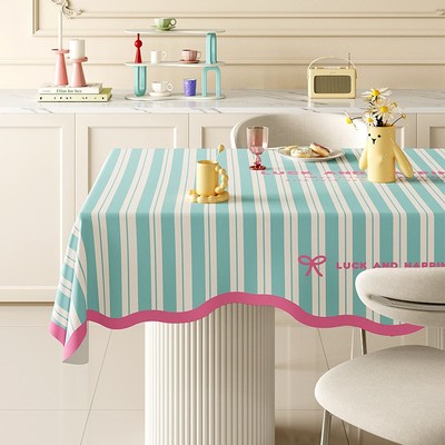 奶油风异形桌布免洗防水防烫v椭圆形餐桌垫2025新款轻奢高级感台