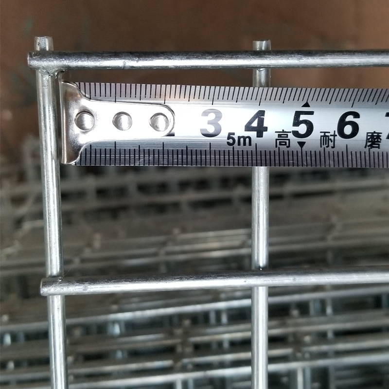 铁丝网围栏钢丝网镀锌网片加粗加厚养殖网格电焊格网防护铁网家用