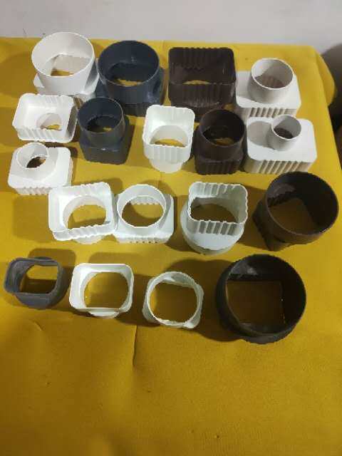 速发PVC雨方管方圆转换接头水管料圆直接塑变落水管配件方转圆