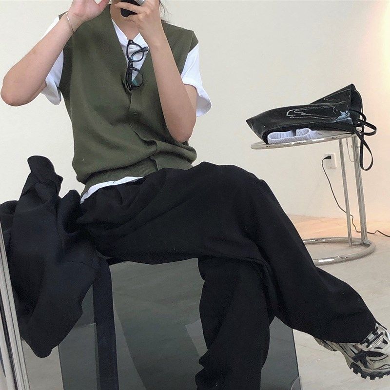 现货速发针织黑色马甲开衫春新单排扣毛衣无袖背心外搭毛线复古