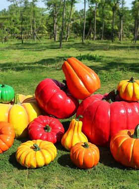 玻璃钢雕塑卡通彩绘公仔 吉祥物商业街美陈摆件 户外景观雕塑小猪