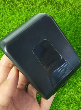 极速DC12V-48V宽电压1路水泵灯具 车灯 喇叭开关+U圆型1键随意贴