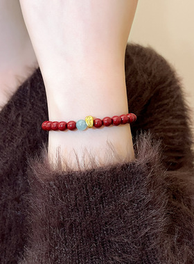 本命年红色串珠平安喜乐手串女复古轻奢小众手链精致感配饰品