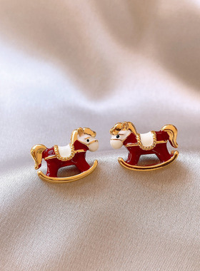 本命年红白色小木马耳钉女小众复古感耳环轻奢气质百搭耳饰品