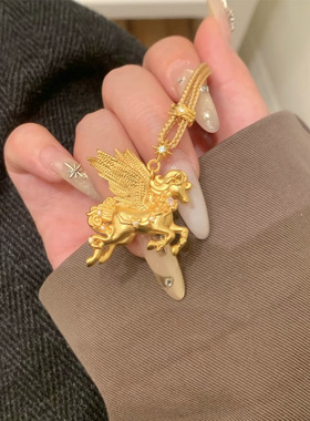 小红书爆款星辰飞马项链女款本命年小马毛衣链轻奢感秋冬饰品