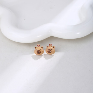 童趣满分~心碎卡皮巴拉可爱耳钉时尚气质耳饰925纯银针耳环高级感