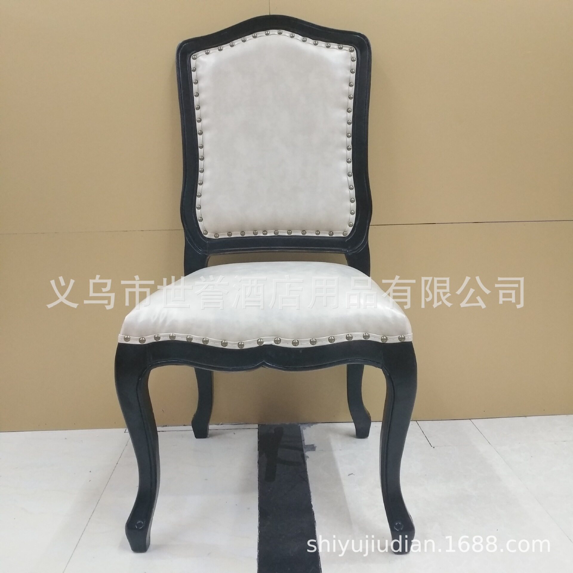 杭州个性餐厅实木桌椅 酒店包厢欧式餐椅主题餐厅实木椅