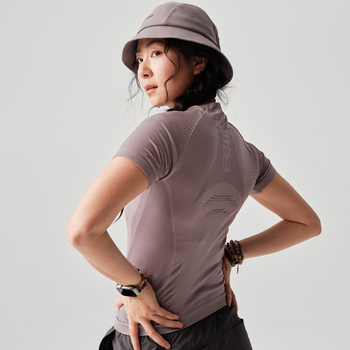 蓝岐一体织短袖T恤女士2026夏季新款莫代尔休闲运动圆领修身上衣