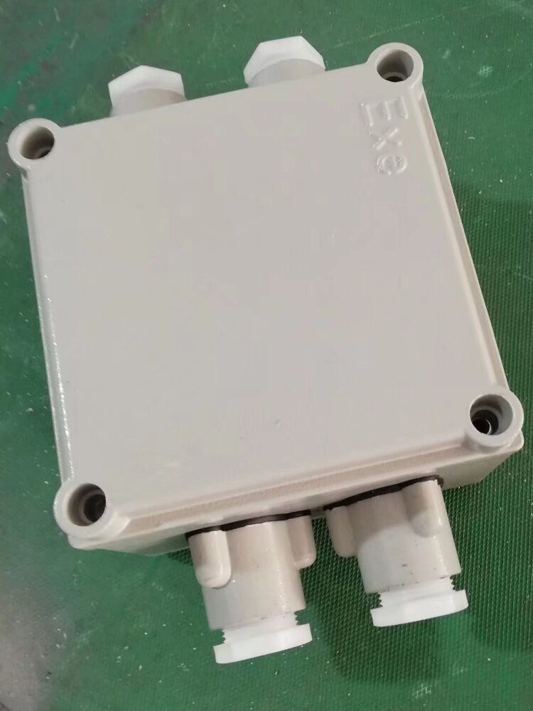防爆IP65防水铸铝方型接线箱