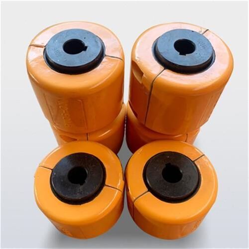 热销销售链条链轮联轴p器 双排链条联轴器 带罩壳滚子链联轴器