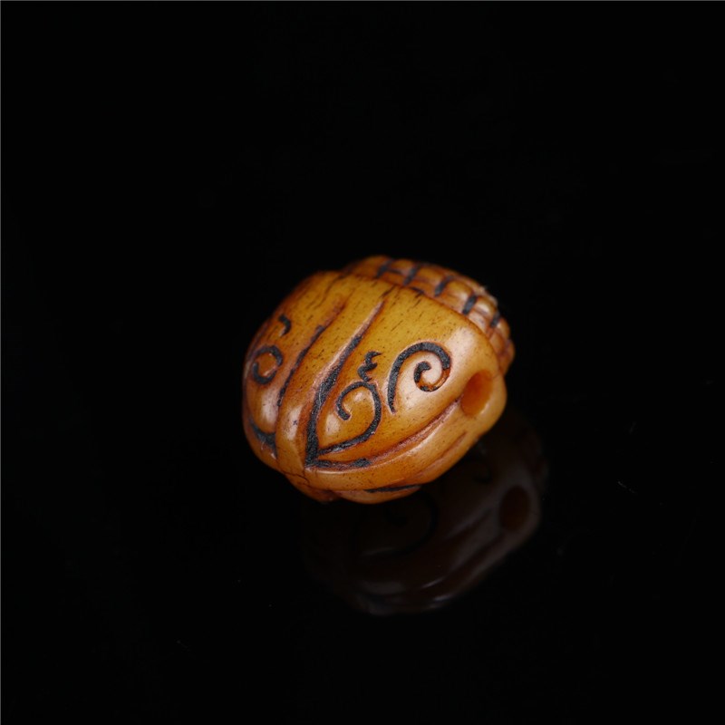 极速手工雕刻复古做旧牦牛骨擦擦吊坠罕见N灵骨娘拉魔笛擦擦佛珠