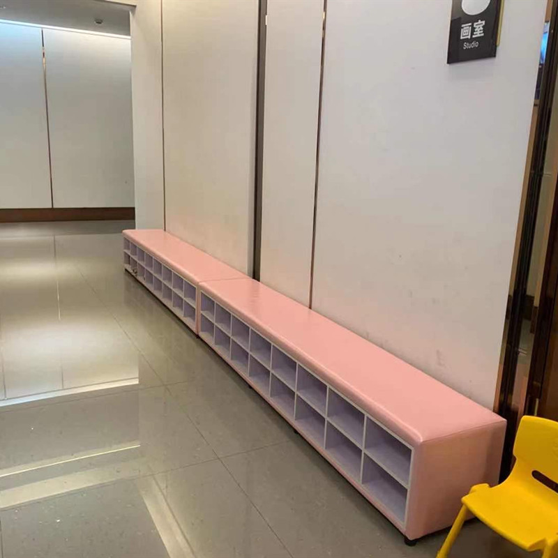 幼儿园早教舞蹈室长条换鞋柜