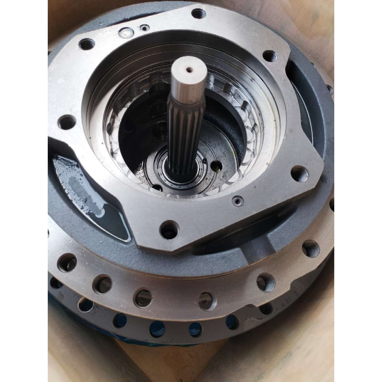 现代375 385 斗山DX340 沃尔EC260 徐工370行走减速机牙箱26*24