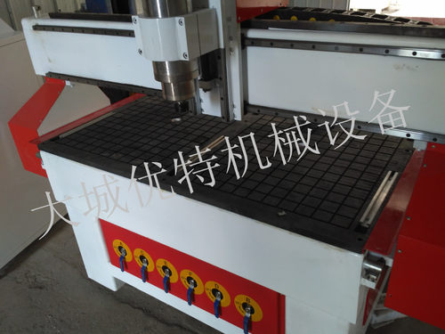 数控雕刻机  真空吸附台面 木工广告工艺品 数控雕刻机