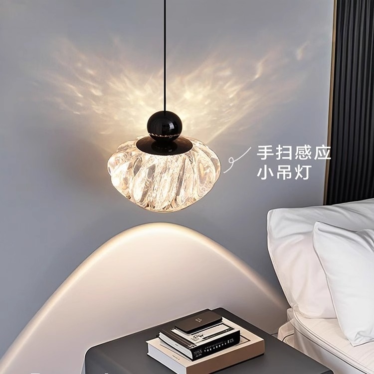 床头吊灯现代简约高级感吧台玄关可升降手扫感应房间卧室背景LED