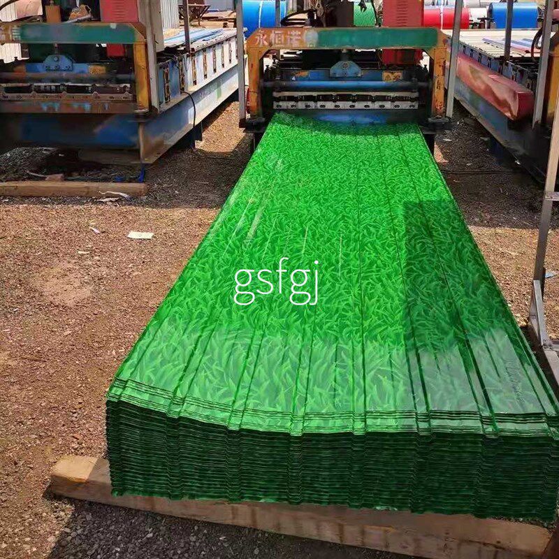现货速发小草彩色钢瓦 围墙围挡彩钢草皮 迷彩单层铁皮00、10型屋