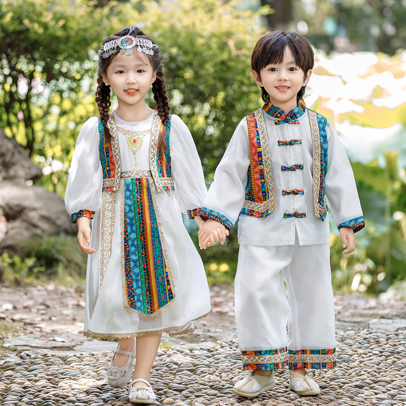 新品幼儿园园服男女宝q宝春秋季长袖中国风表演服国庆节异域民族