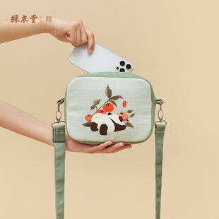 极速国风可爱熊猫斜挎单肩包手机包女H相机包手拎方包学生春夏AC