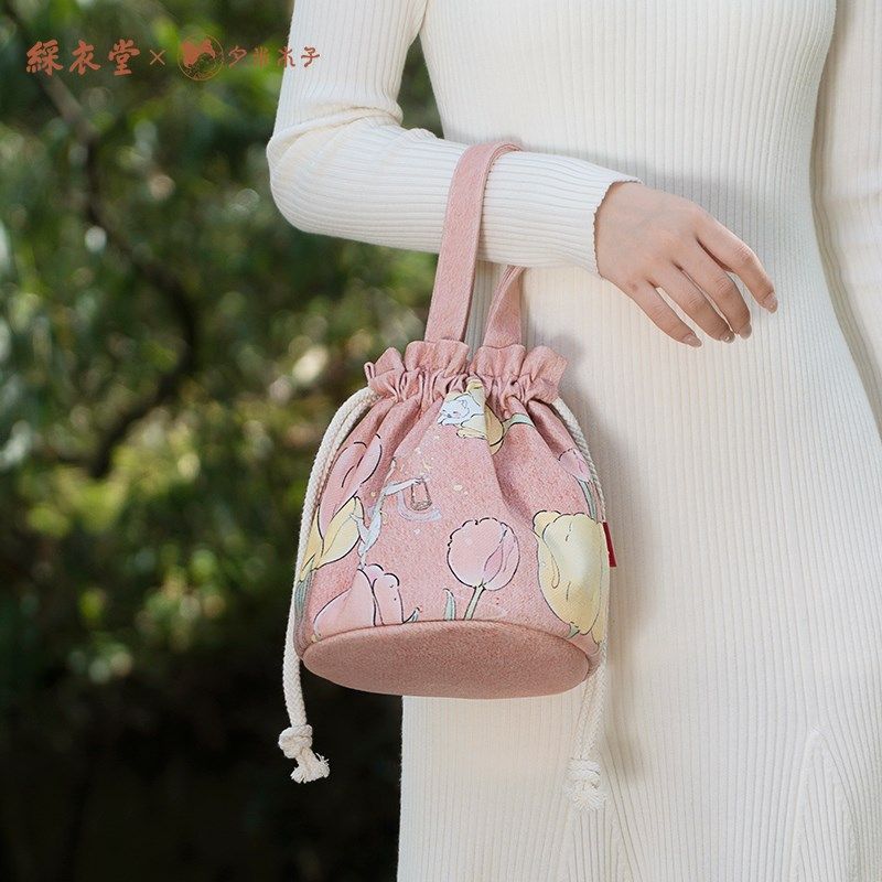 极速x夕米木子 j国风可爱花卉抽绳束口袋手提手拎遛弯包水桶学生,节庆用品/礼品,文化创意包/袋,淘宝优惠券,粉丝福利购,淘宝优惠卷