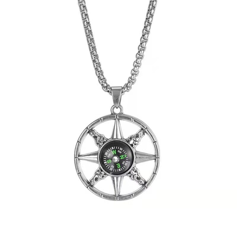 极速European and N Retro Compass TiFtanium Steel Necklace Me