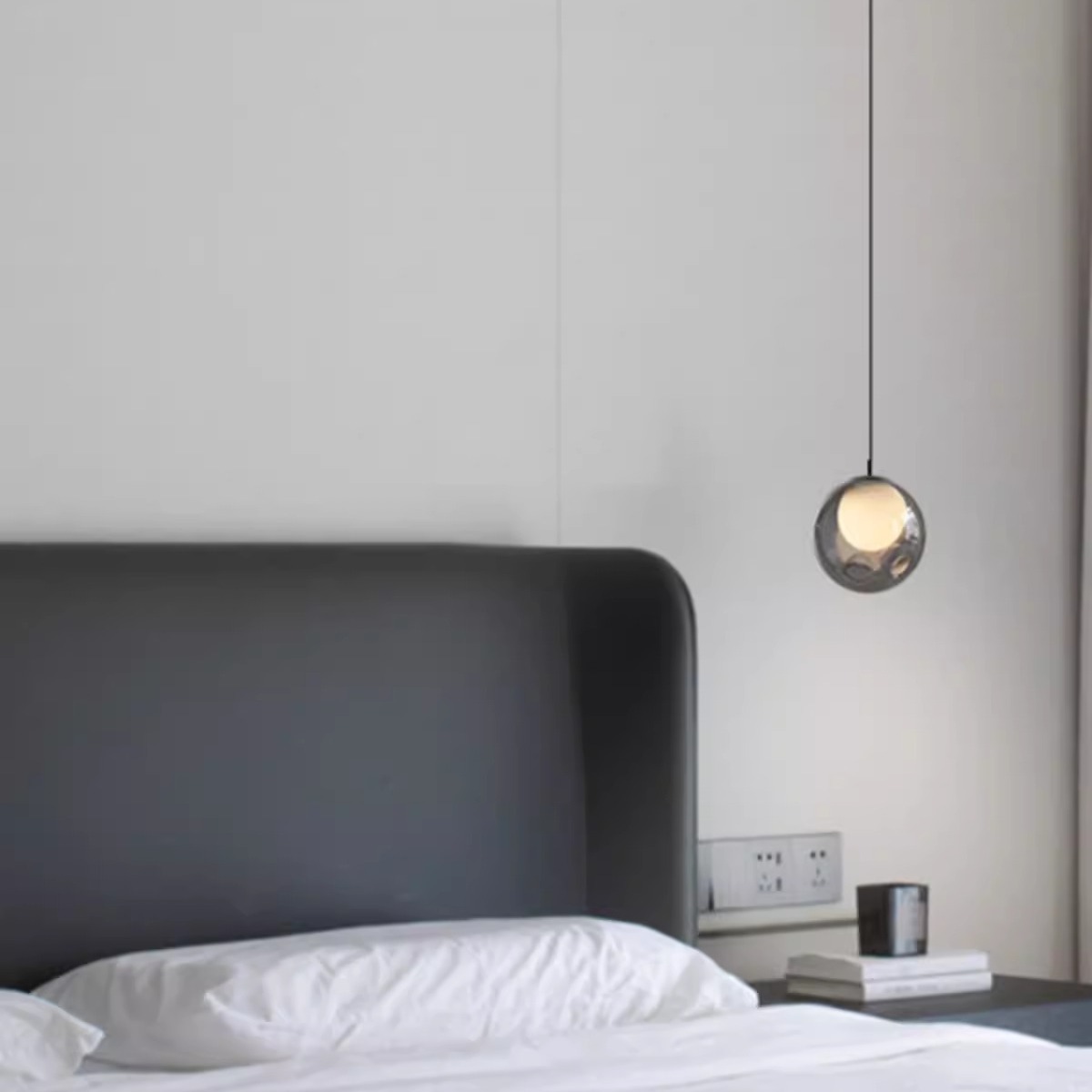 泡泡球玻璃吊灯轻奢卧室床头小吊灯简约北欧设计师款创意装饰灯