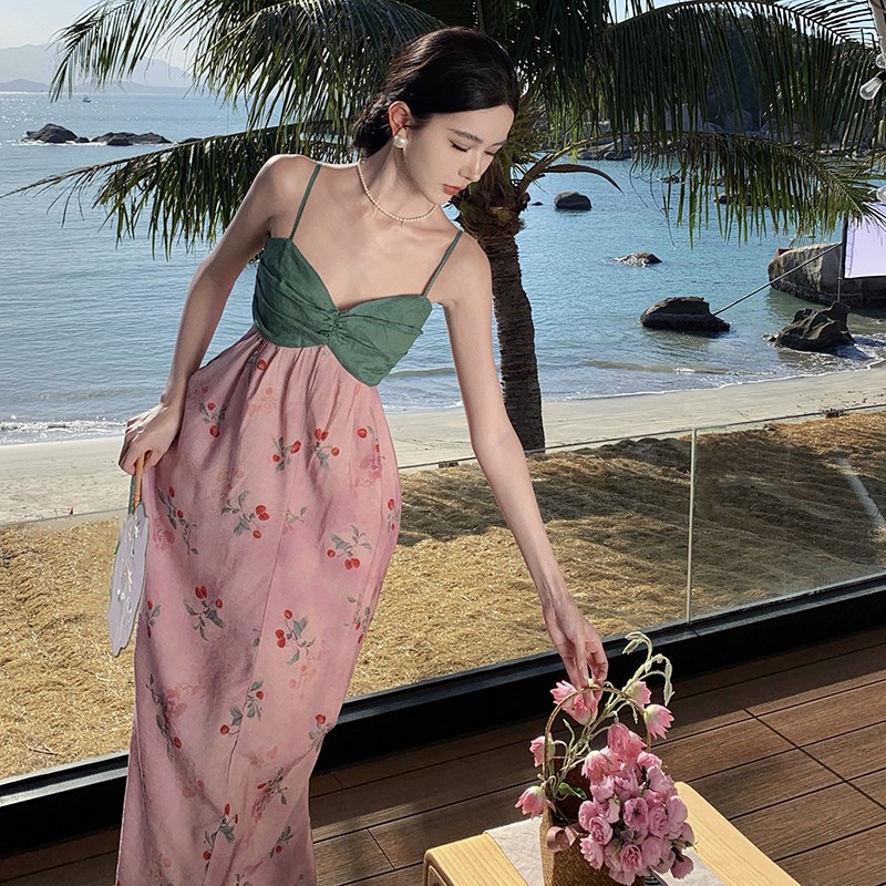 新品晨袍女新娘婚礼新中r式抹胸裙孕妇出门外景旅拍轻礼服小众平图片